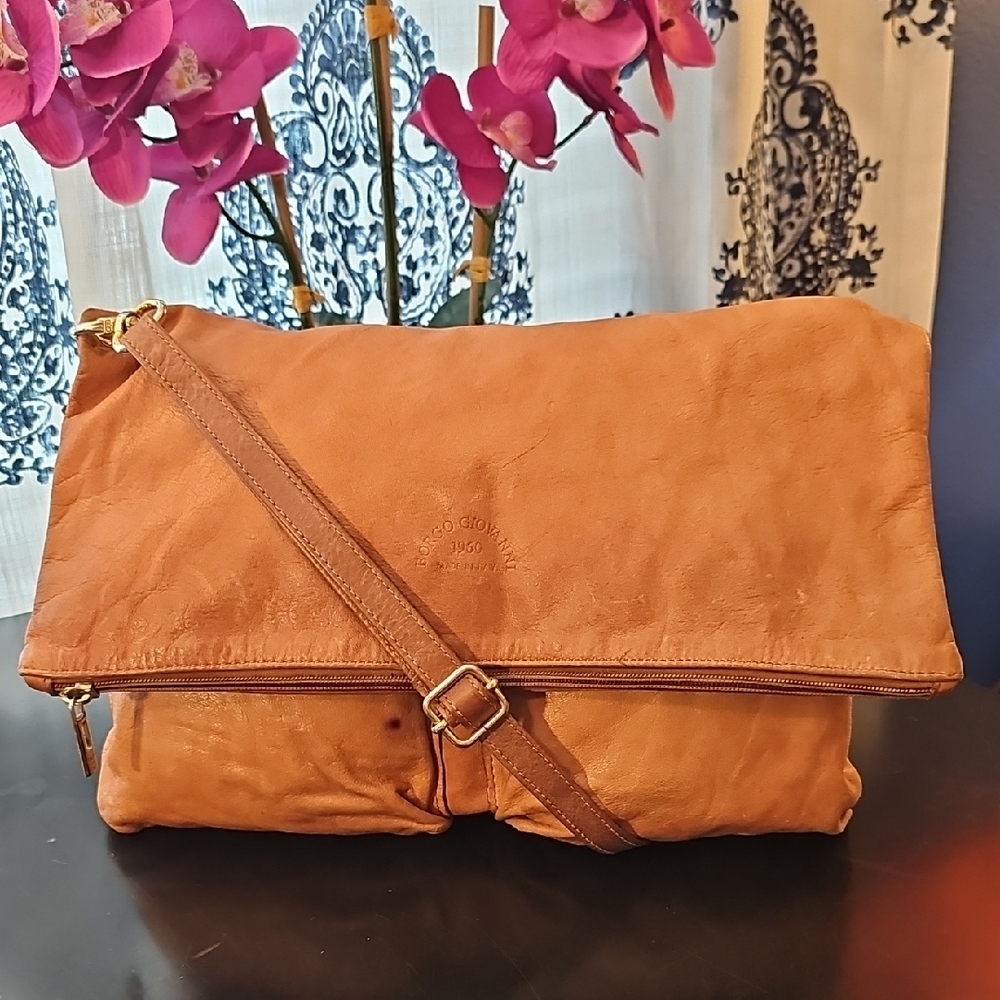 Vintage Borgo Giovanni Italian Leather Crossbody Bag